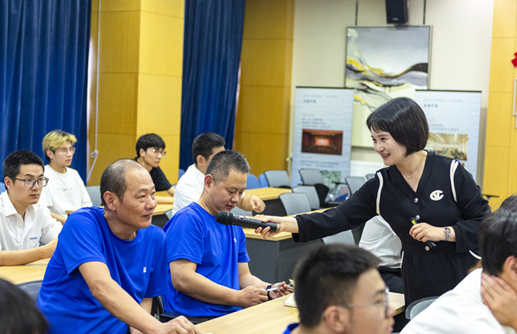 心理關(guān)愛 賦能產(chǎn)改——寶安電纜開展職工心理健康培訓(xùn)